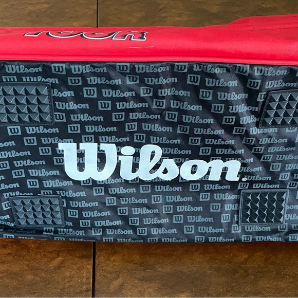 Wilson Sports Shoulder Bag - Picture 7 of 8